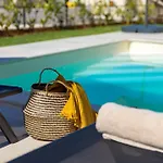 Lente Villa *
