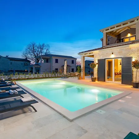 Lente Villa