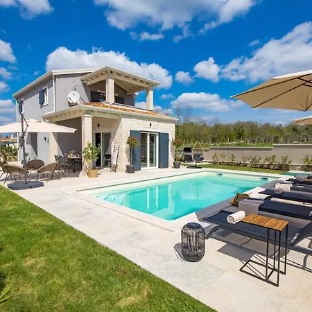 Villa Lente Muntrilj