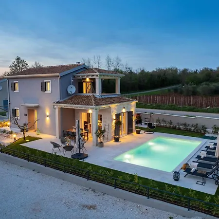 Lente Villa